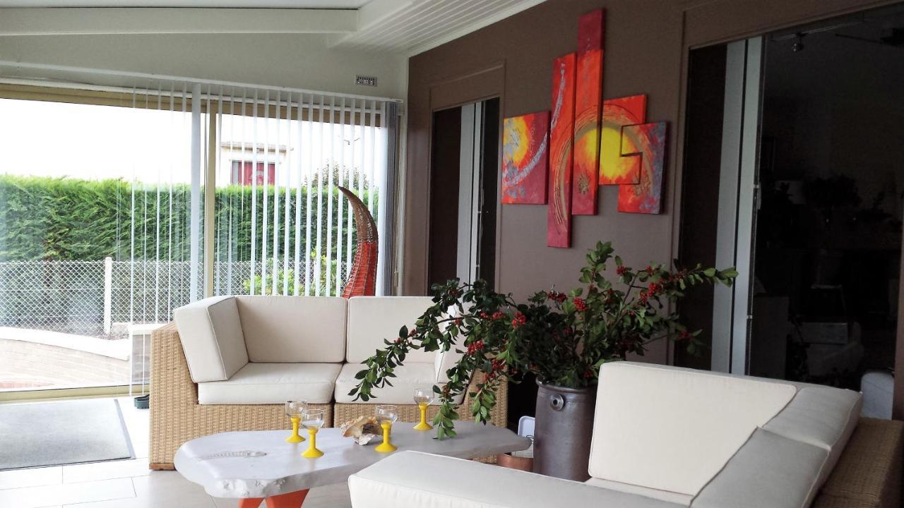 Chambre Privee Avec Salon, Garage Voiture, Velos, Motos Tourville-sur-Arques Buitenkant foto